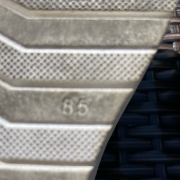 Steven by Steve Madden sandals 8.5 taupe EUC smoke free - Picture 4 of 8